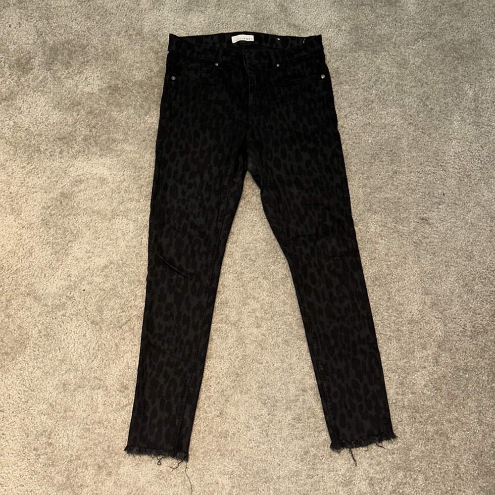 Leopard print skinny jeans